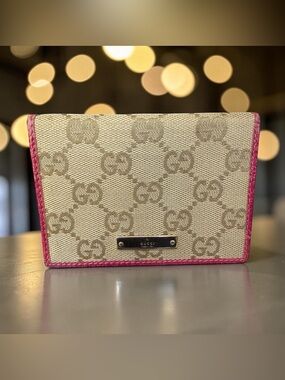 Vintage Gucci GG Canvas & Leather ID Card Holder (A289)